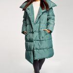 Удлиненные утепленные куртки: стиль и тепло в одном облике